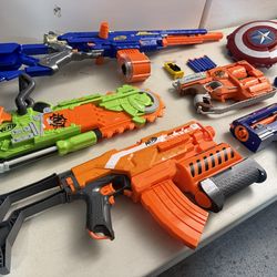 NERF GUNS & Accessories - lot of 15 plus - Various