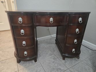 Mahogany Kidney Bean Desk