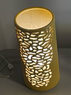 Accent Ceramic Pastel Yellow Lamp, H = 14" X D = 7"