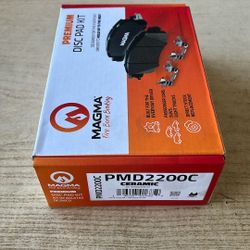 Nissan Rogue 21-25 Rear Premium Ceramic Brake Pads