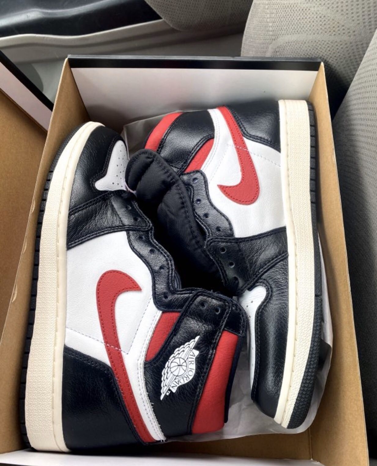 Jordan 1 Gym Red