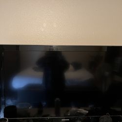 Samsung 45” TV. Not HD but Works Great 