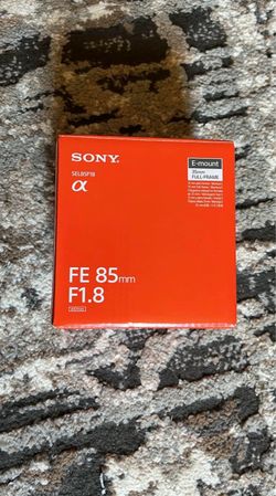 Sony camera lens 85mm  f1.8