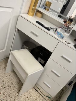 VENDO VANITY USADO COMO NUEVO
