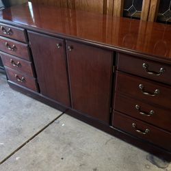 Dresser / Cadenza / File Cabinet