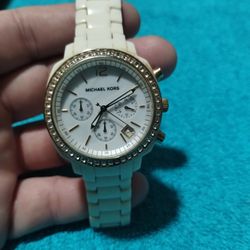 Michael Kors (Need Battery)