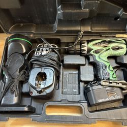 Hitachi Cordless 14.4 V Drill Kit-DS14DV-Like New-Work Lite, Charger, Battery, Hard Case.