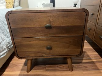 New Mid Century Nightstand.  Solid Wood / Dark Walnut Finish.  25”x17”Dx25”H.  Free Delivery!