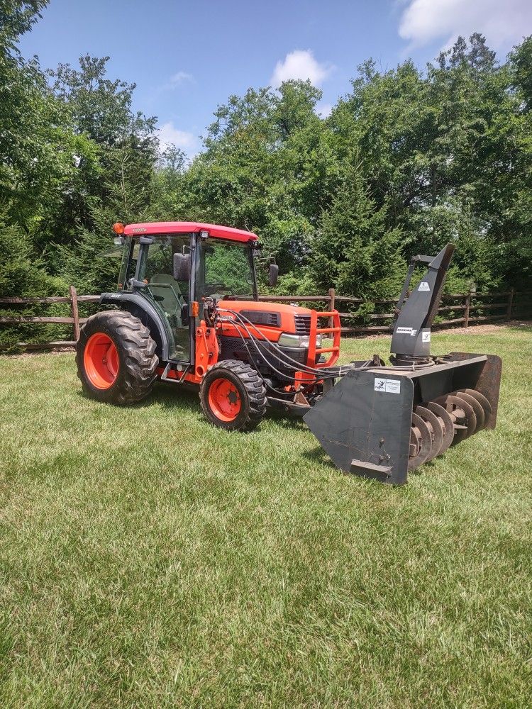 7-ft Erskine Model 840FM Commercial Snow Blower