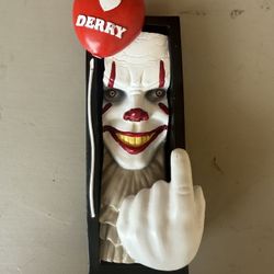It Pennywise I love Derry Nook Statue