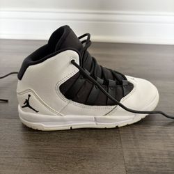 Kid Jordan Max Aura Black/White