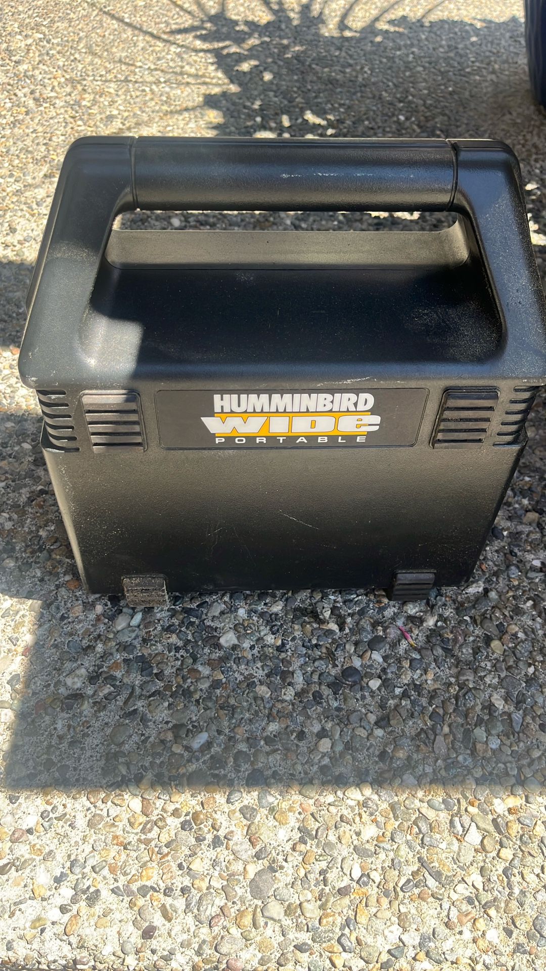 Hummingbird portable fishfinder