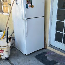 Whirlpool Refrigerator 