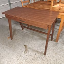 Desk, Single Drawer