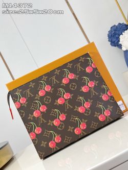 Cherry bag Monogram