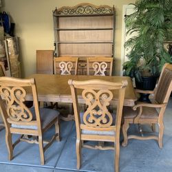 Dining Table Set