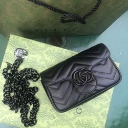Gucci Monochrome Shoulder Bag Marmont 2 0 Black Leather New 