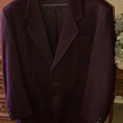 Man’s Burgundy Jacket Size 42 Regular Macy’s Excellent Condition
