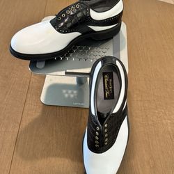 FootJoy Classics Tour Black/White Golf Shoes Saddle 51732 Size 12D  Worn Once NG
