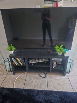 Tv & tv stand
