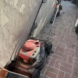 Honda Commercial lawn Mower 