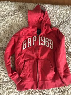 Boys size small 6/7 sweatshirts and jackets