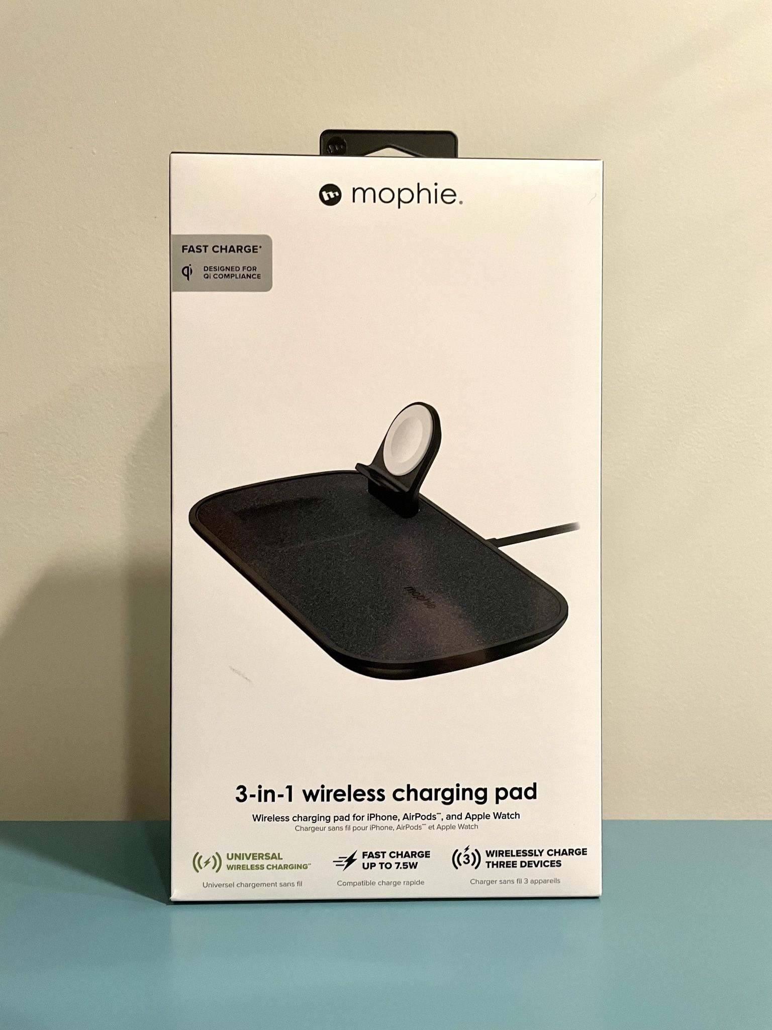 NEW Mophie 3-in-1 Wireless Charging pad for Apple iPhone, Watch, AirPods