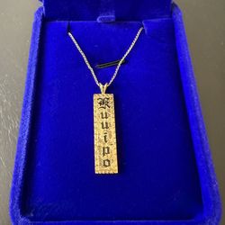 14K Gold Pendant Necklace