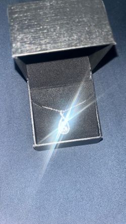 Woman jewelry