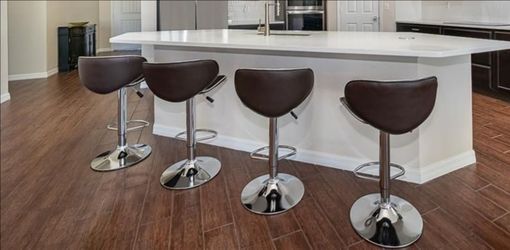 Set of 4 Adjustable Bar Stools