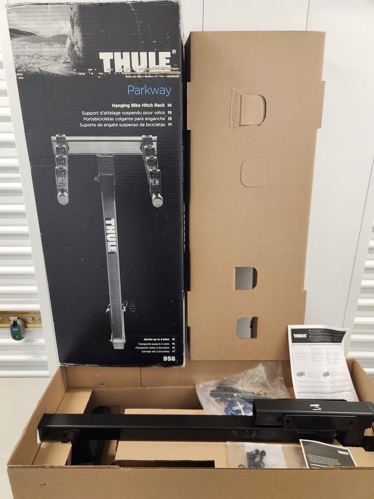 New Thule 958 Parkway 2 Bike Trailer Hitch Mounted Bike Rack