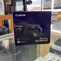 New Canon Powershot SX740HS Available In Black And Silver