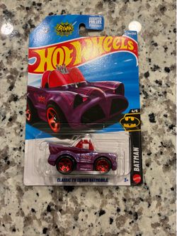 Hot Wheels Classic TV Series Batmobile #144 Batman Series 4/5 New