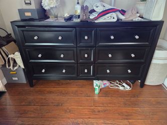 8 drawer dresser