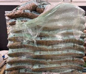 Organic All Natural Mulch 1.5 cu. ft. Shredded Bagged Mulch for Landscaping