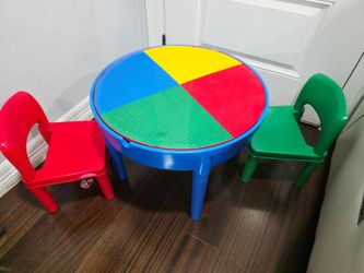 Toddler 2-in-1 Plastic Building Blocks-Compatible Activity Table and 2 Chairs Set