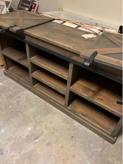 Tv stand