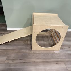 Kids Montesori Cube and Ramp