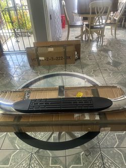 Towing step bar for trucks and SUVs