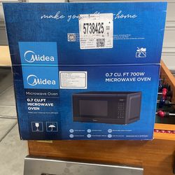 Brand New Microwave 