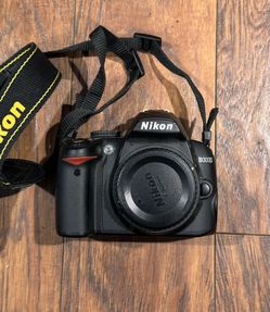 Nikon Camera - D3000