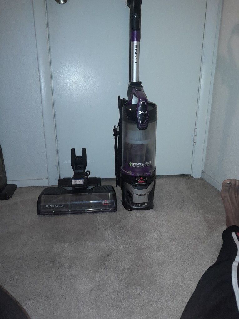 Bissell Power Lifter Swivel Lift-off Pet Vacuum