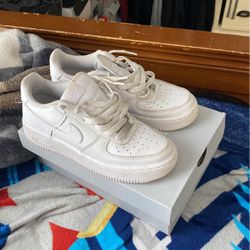 alright condition air force 1’s size 6.5