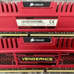 16GB DDR3 RAM (4 x 4 GB) 1866 MHz 1.50 V Corsair Vengeance