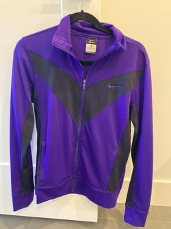 Women’s Nike Dri-Fit Jacket Size Medium