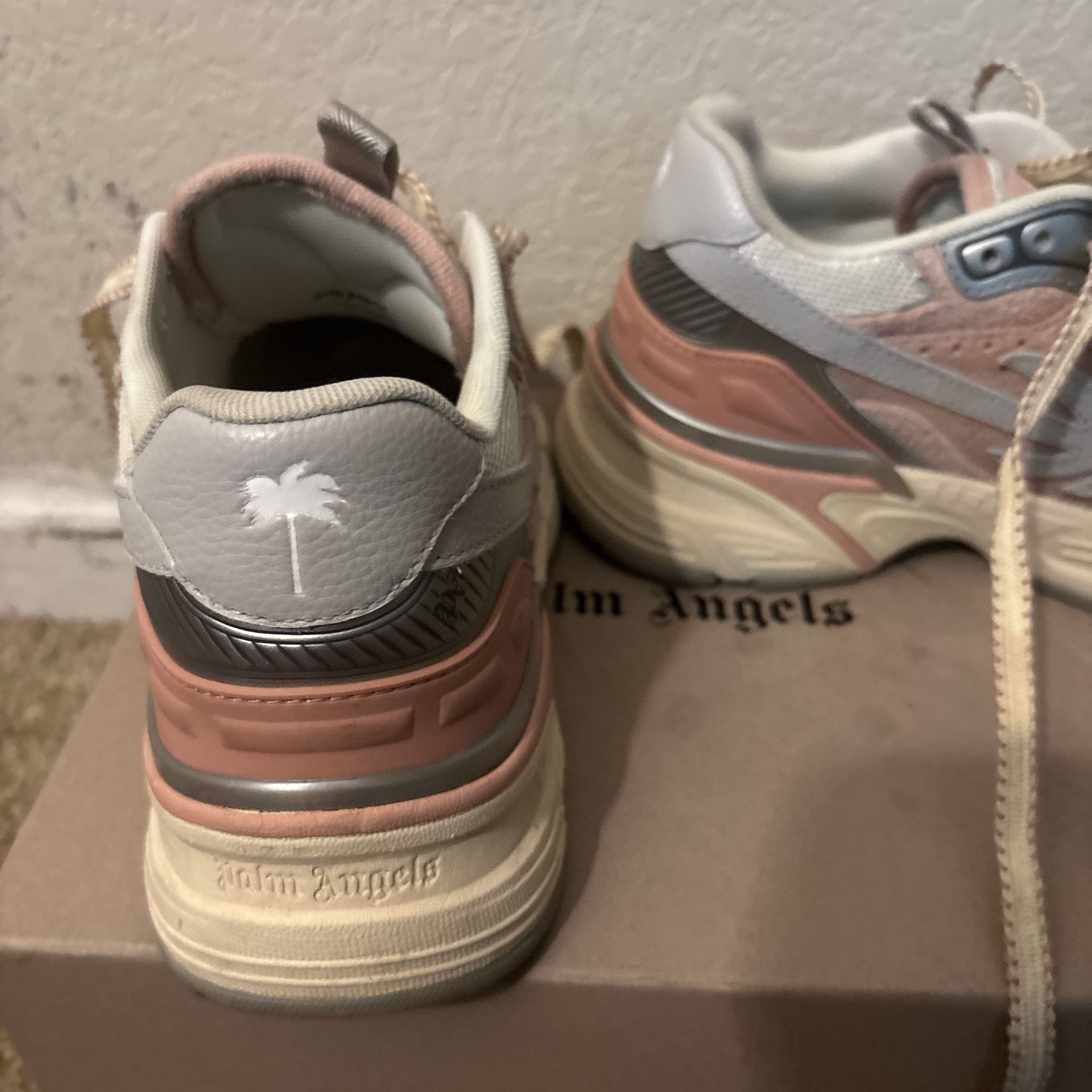Palm Angel