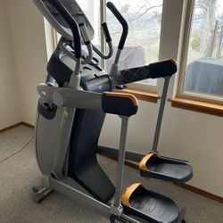 Precor Elliptical Adaptive Motion Trainer (AMT)