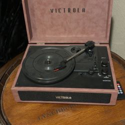 Victorola Record Player 