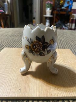 Vintage Napcoware Porcelain Vase “Cracked Egg” Design. Brown & Gold Floral Motif