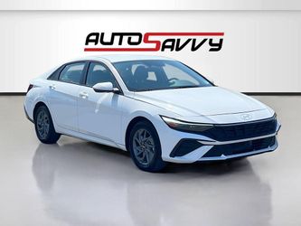 2025 Hyundai Elantra Hybrid